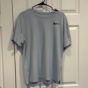 Nike Men's Light Blue Short Sleeve Tee